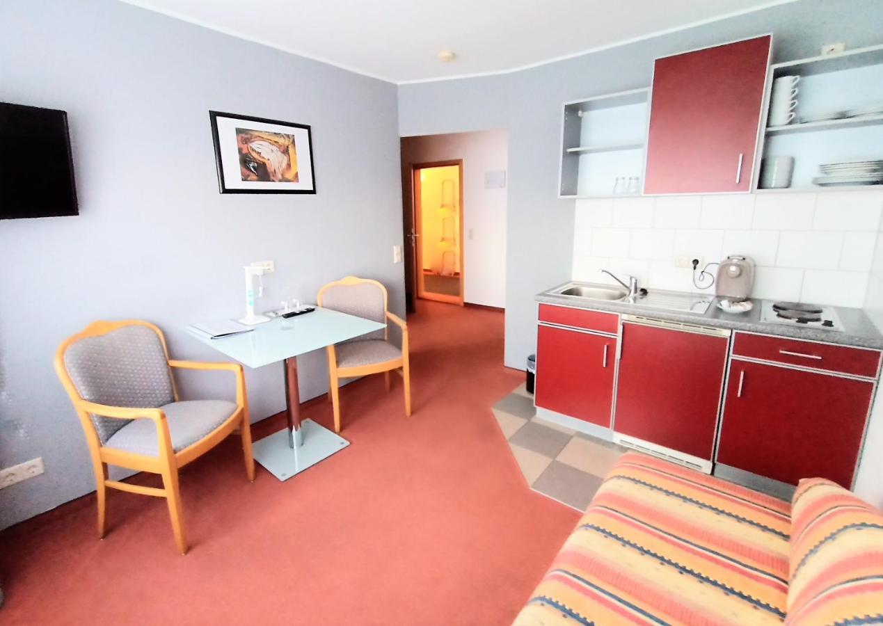 Bodensee Gaestehaus Tettnang Albergo Exterior foto