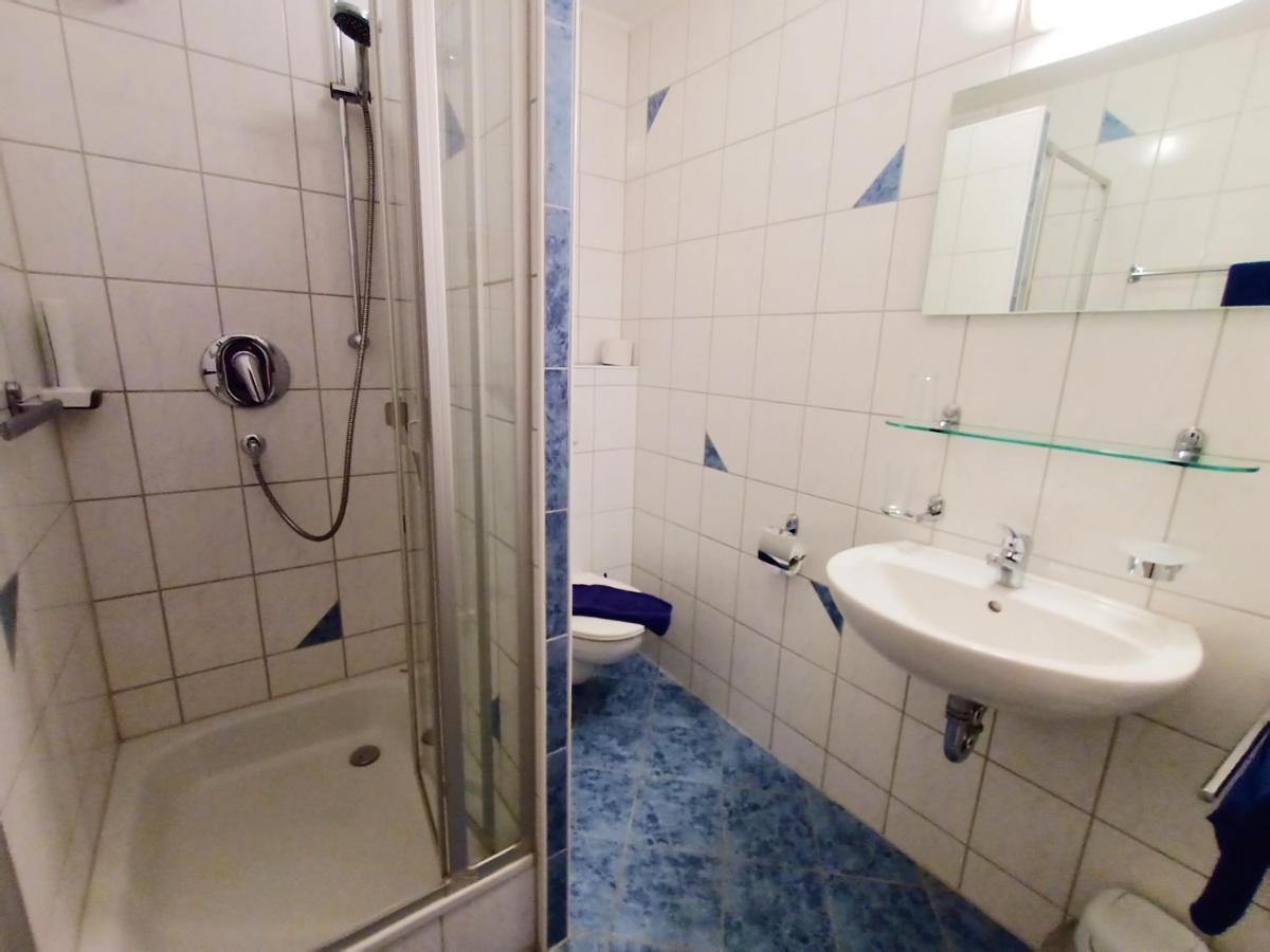 Bodensee Gaestehaus Tettnang Albergo Exterior foto