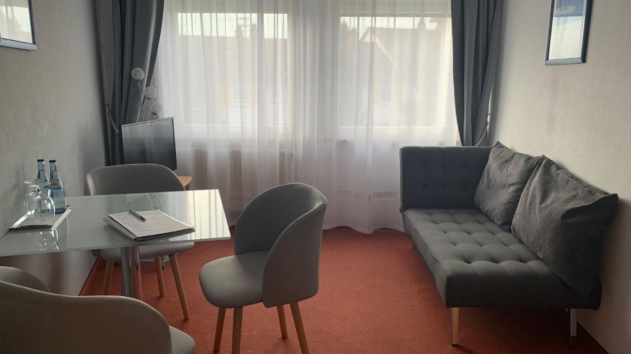Bodensee Gaestehaus Tettnang Albergo Exterior foto